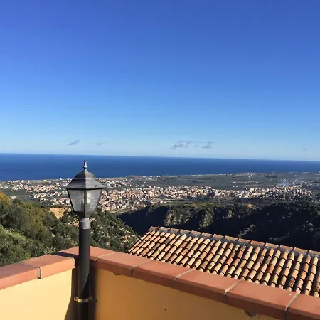 Hotel Agriturismo Cozzo Dell'ovo 2*
